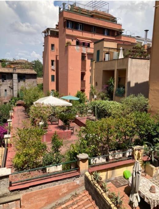 Scarpetta32 - Your Home In Trastevere Рим Екстер'єр фото