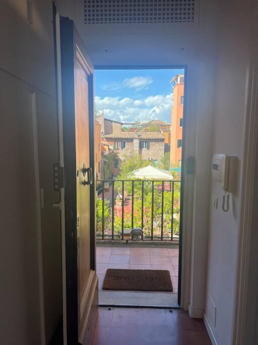 Scarpetta32 - Your Home In Trastevere Рим Екстер'єр фото